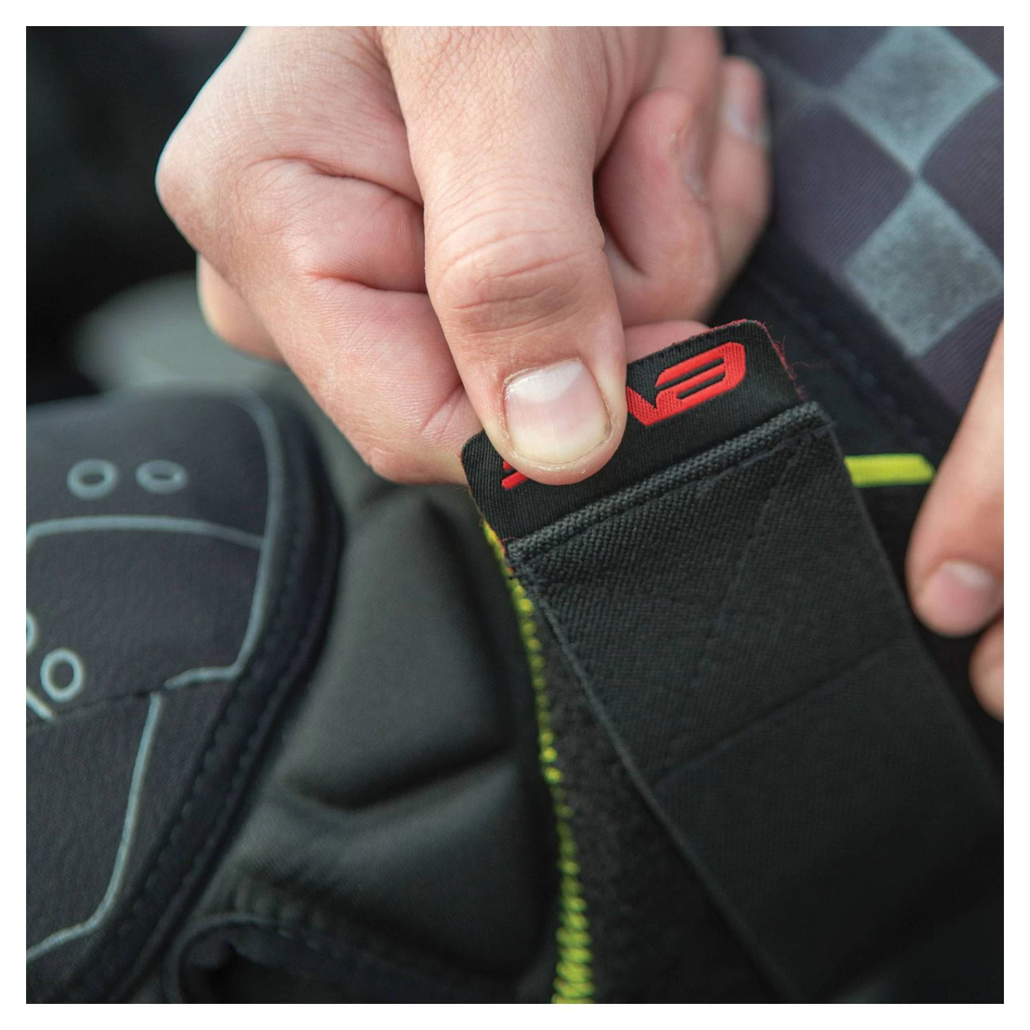 EVS TP 199 Knee / Shin Pads 8 EVS TP 199 Knee / Shin Pads - Image 6