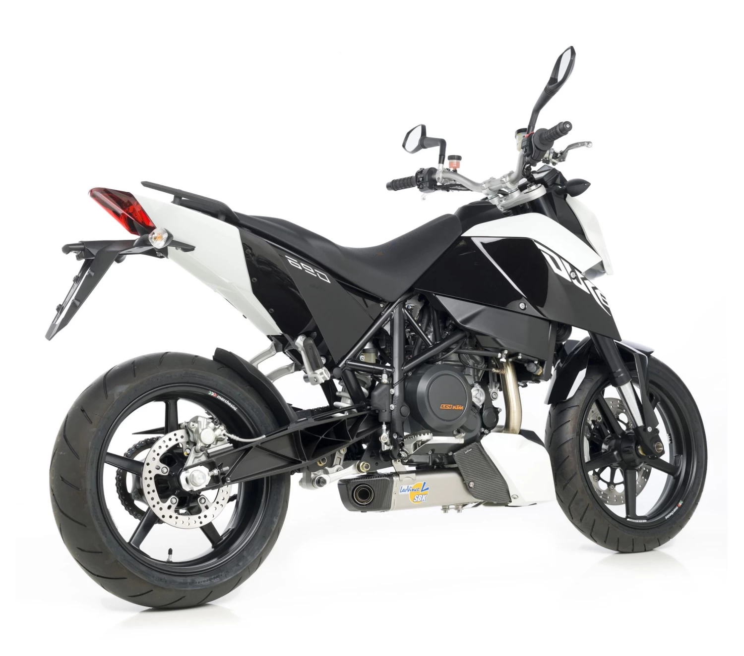 LeoVince Underbody EVO II Slip-On Exhaust KTM 690 Duke 2008-2011 5 LeoVince Underbody EVO II Slip-On Exhaust KTM 690 Duke 2008-2011 - Image 4